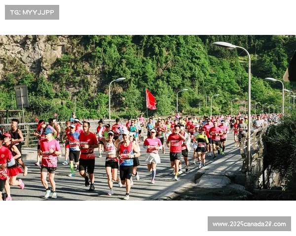青海马拉松全程半程健康跑三大项目聚焦2万人规模赛事盛况